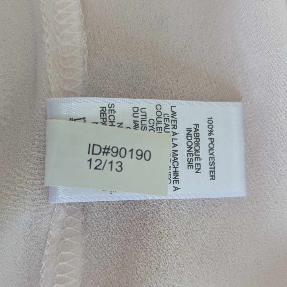Express Blush Pink Pleated Keyhole Blouse Short Sleeve Size S - Picture 6 of 6